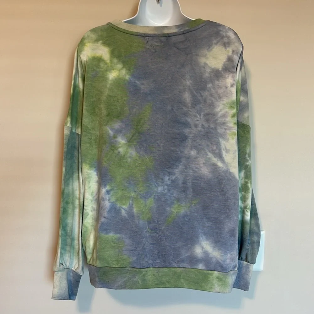 GIBSONLOOK Lightweight Tie-Dyed Sweatshirt - Picture 3 of 5